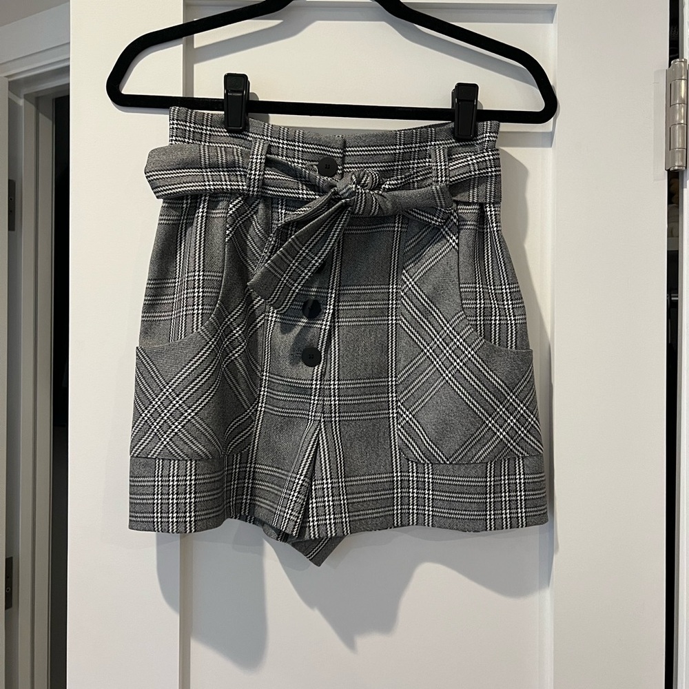 Maje Gray Plaid Belted Iraime High Rise Shorts [Small]
